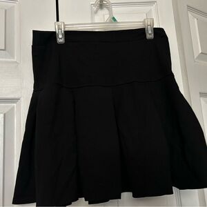 Black Pleated Women's Skirt